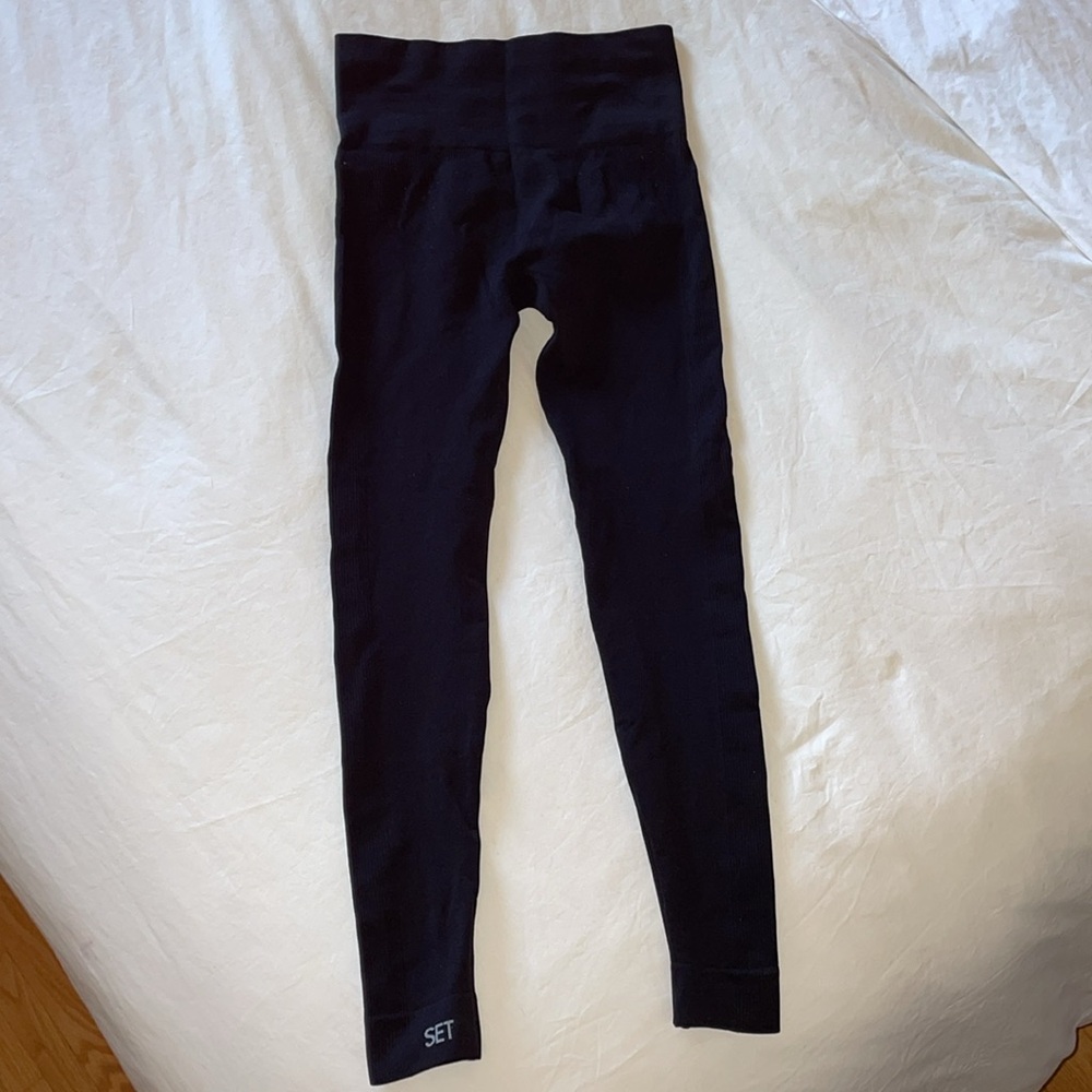 Set Active black ribbed leggings